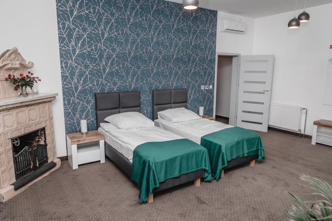 Aparthotel The Old Townhouse Krosno Esterno foto